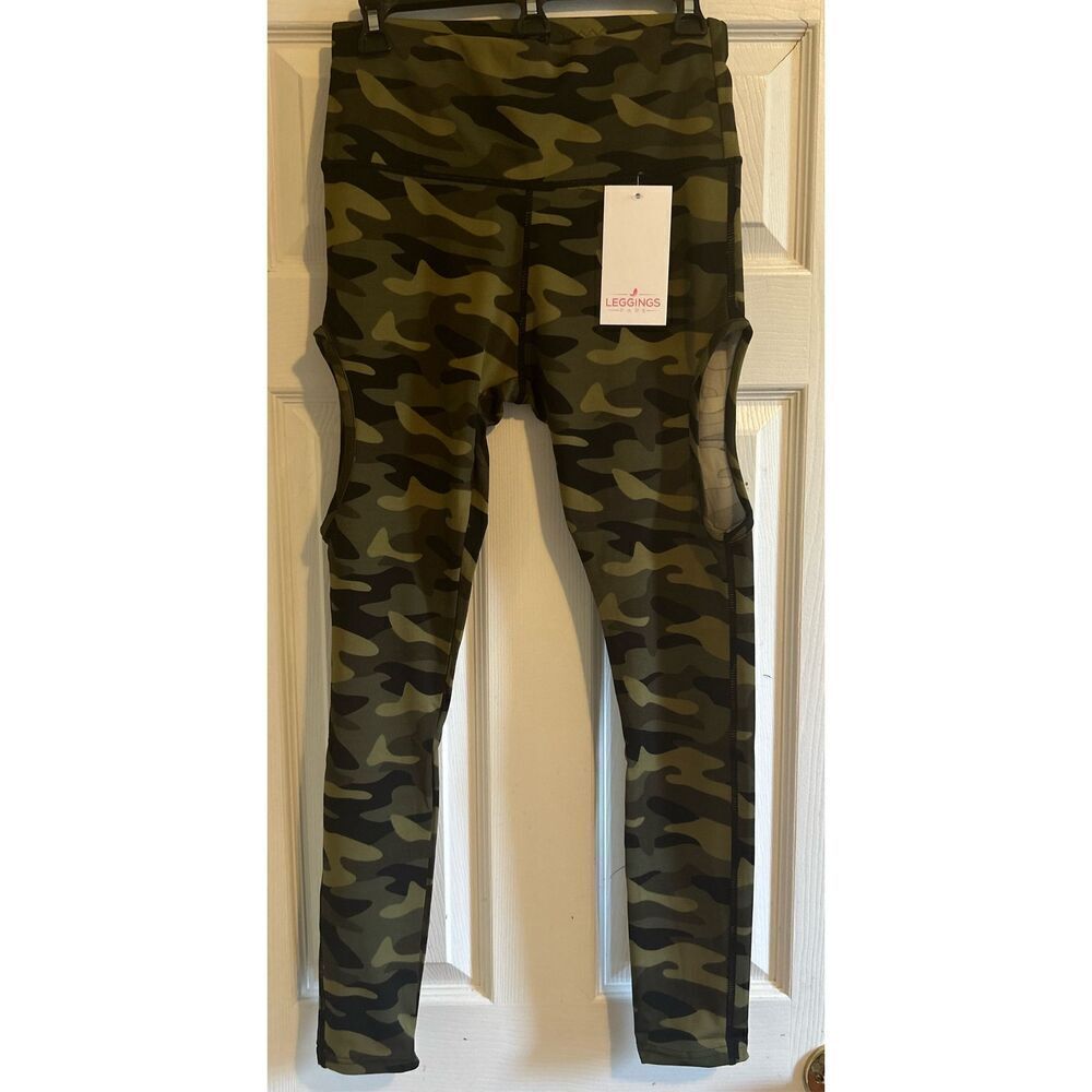 Leggings Park Camo Leggings Size Medium